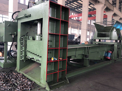 800噸重廢剪切機